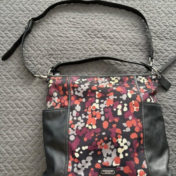 USED Coach Park Splatter Print Hobo Bag, F32893 - Picture 2 of 13